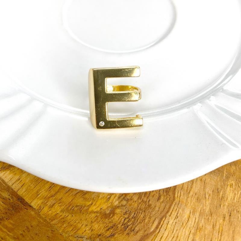 Anel de Letra E | Banhado a Ouro