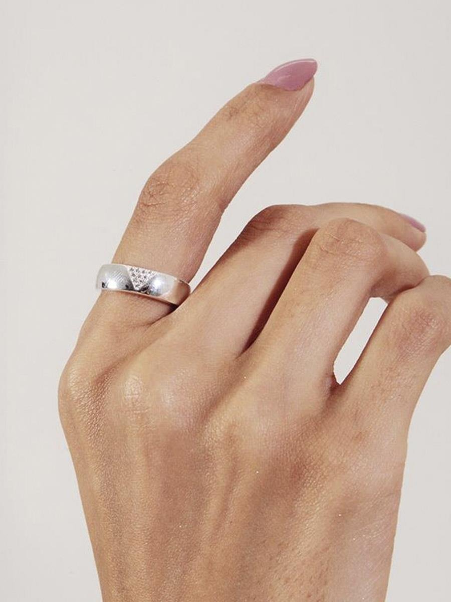 Anel Triângulo Cravejado | Banho de Prata