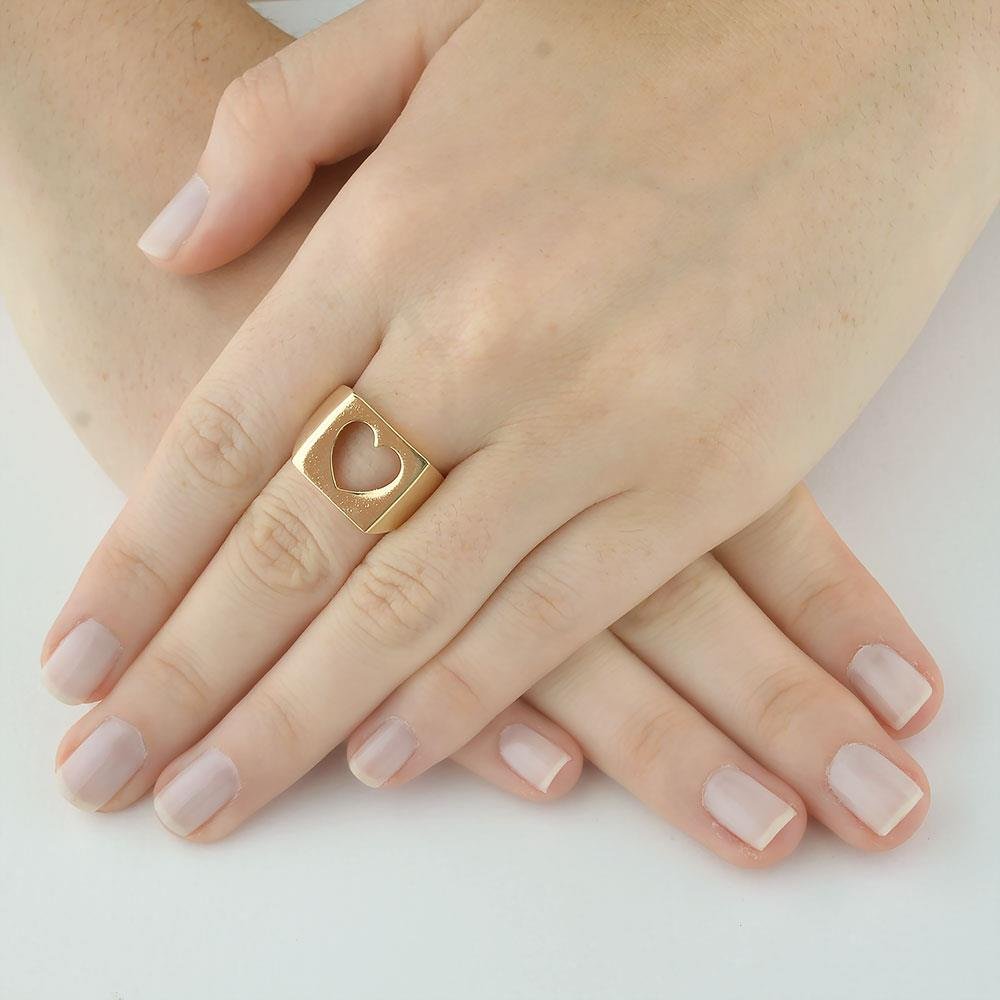 Anel Com Coração Vazado | Banhado a Ouro