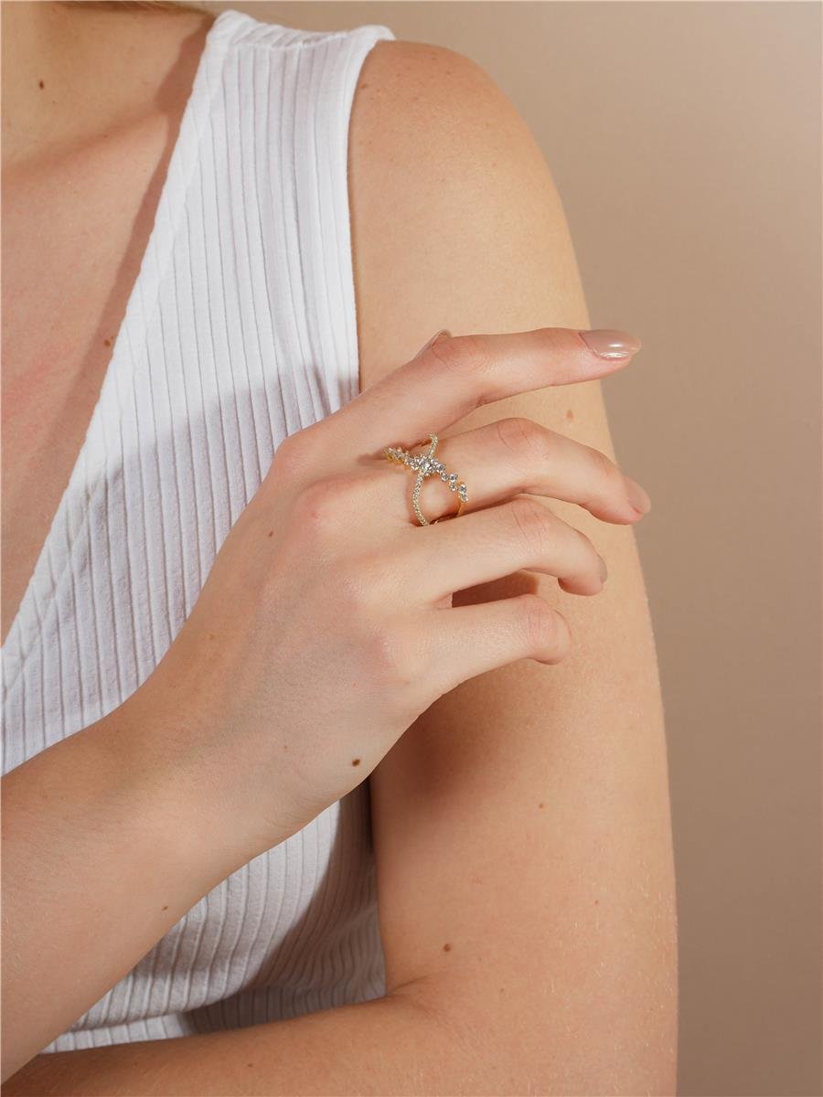 Anel Cravejado Em Micro Zircônia | Banhado A Ouro