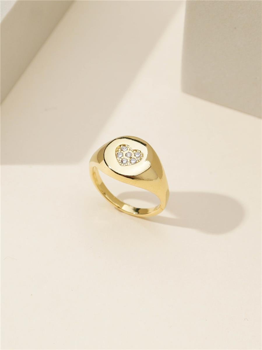 Anel De Dedinho Com Coração Cravejado | Banhado a Ouro