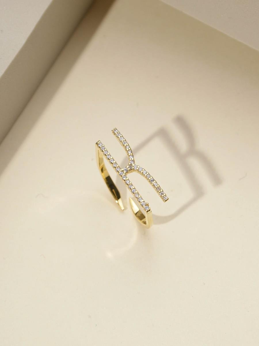 Anel De Letra Cravejada K | Banhado a Ouro