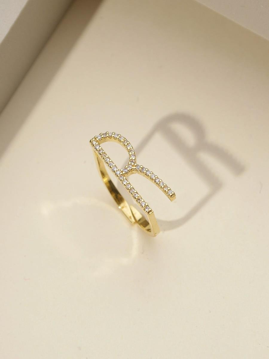 Anel De Letra Cravejada R | Banhado a Ouro