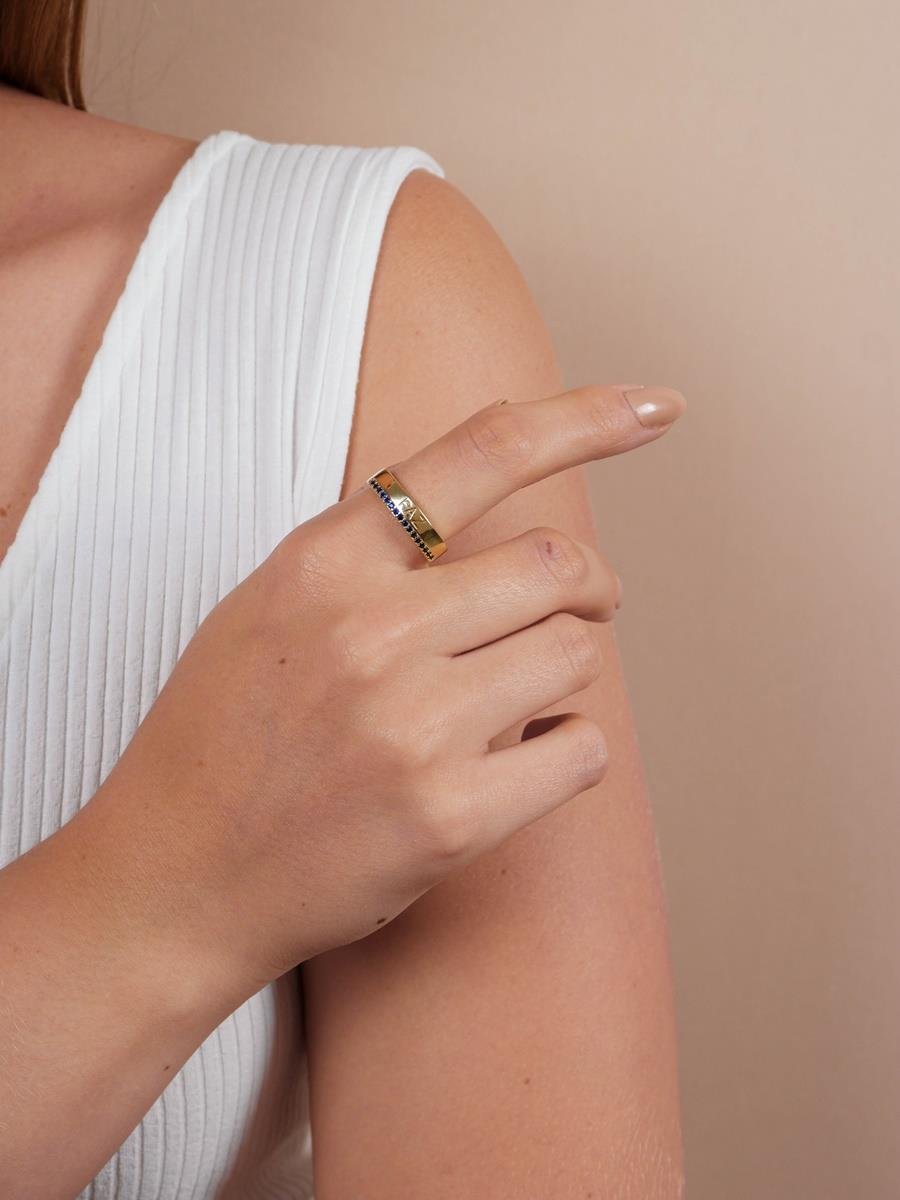 Anel 'Paz' Com Azul Safira | Banhado a Ouro