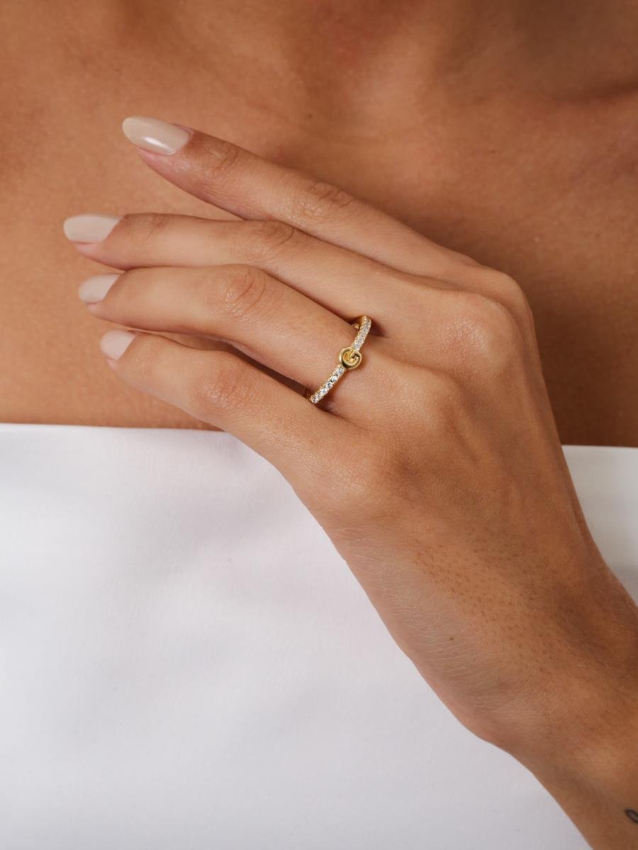 Anel Cravejado com Letra | G | Regulável