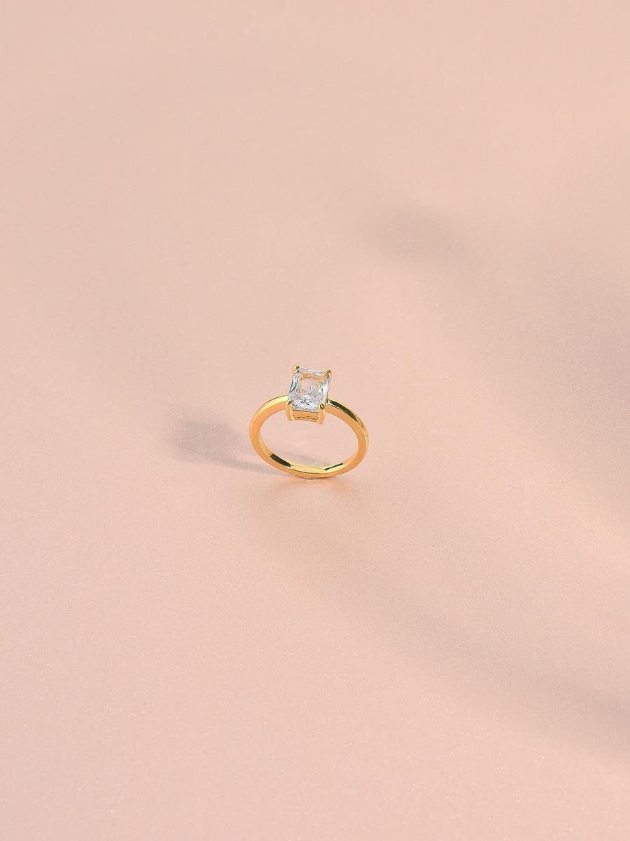 Anel Retangular Solitário