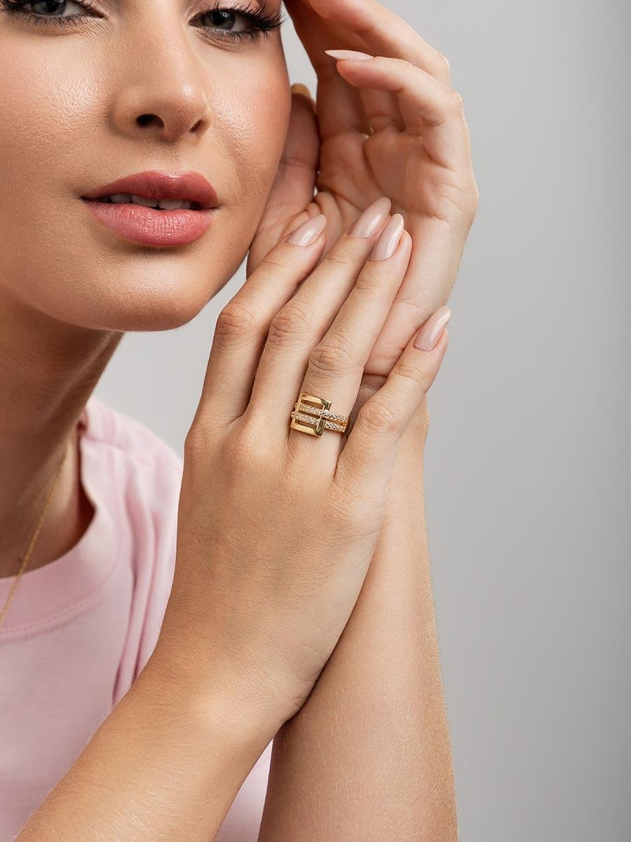 Anel Quadrado Cravejado Incolor