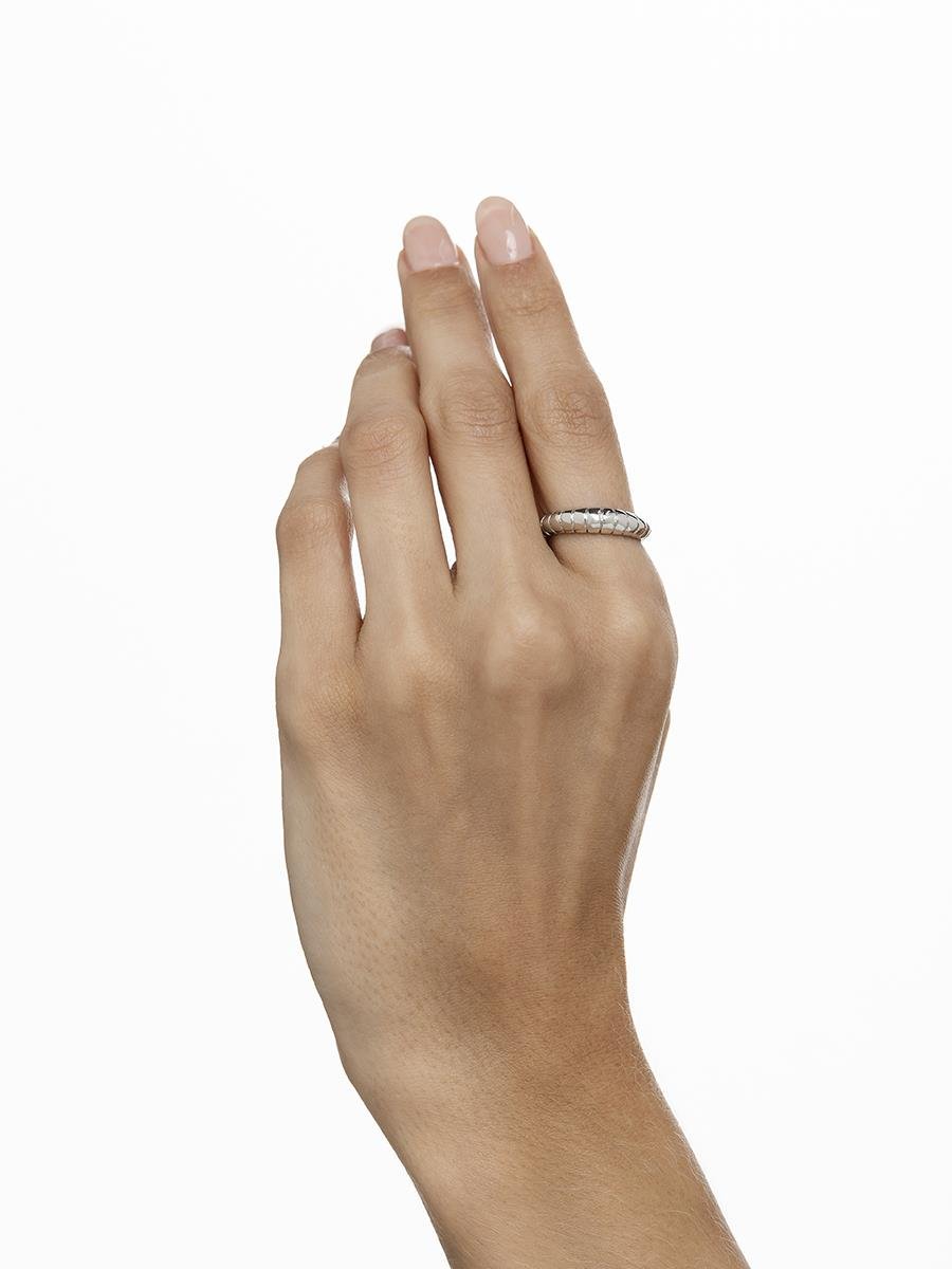 Anel Liso com Detalhes | Banhado no Ródio Branco