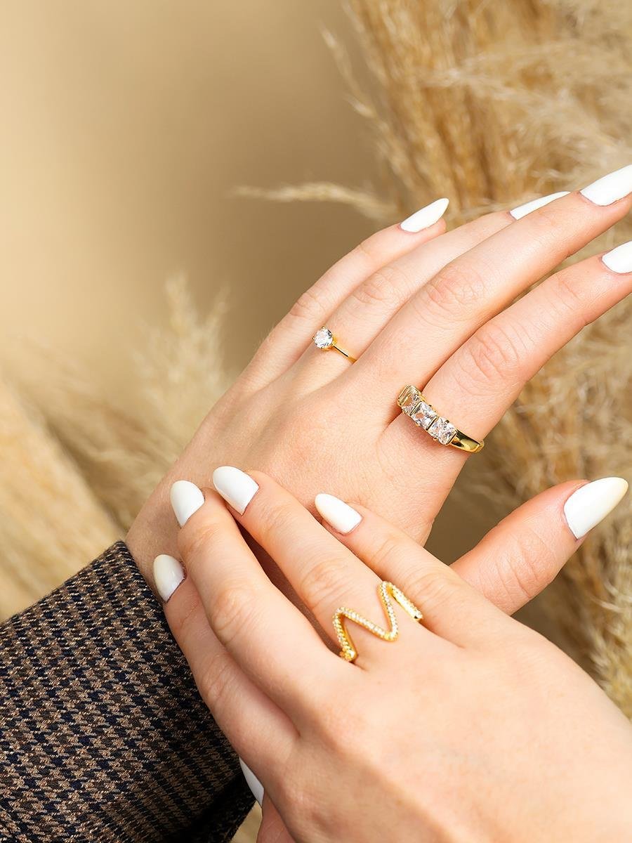 Anel Solitário Com Zircônia | Banhado a Ouro