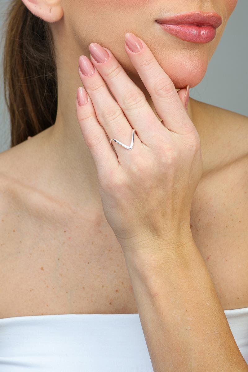 Anel V Liso | Prata 925.