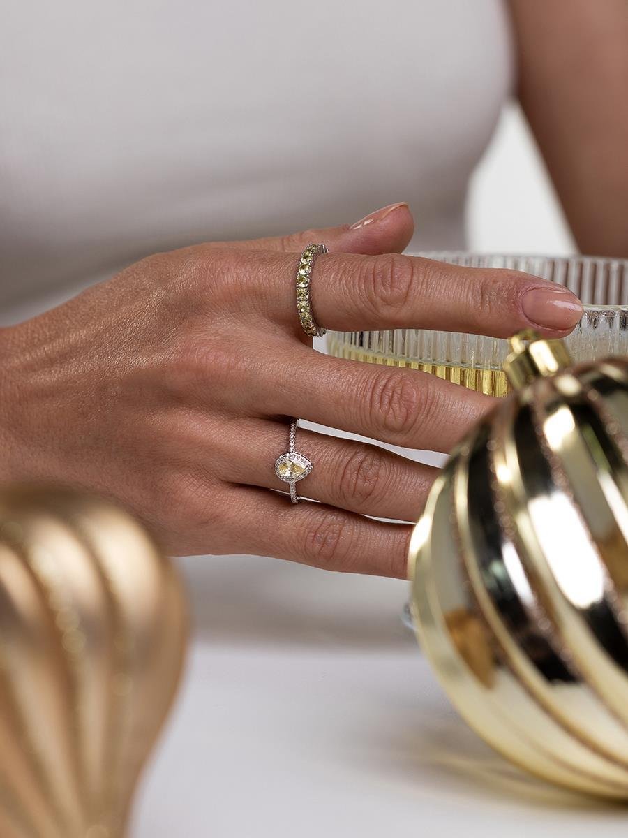 Anel Gota Cravejado Amarelo | Banhado aRódio Branco