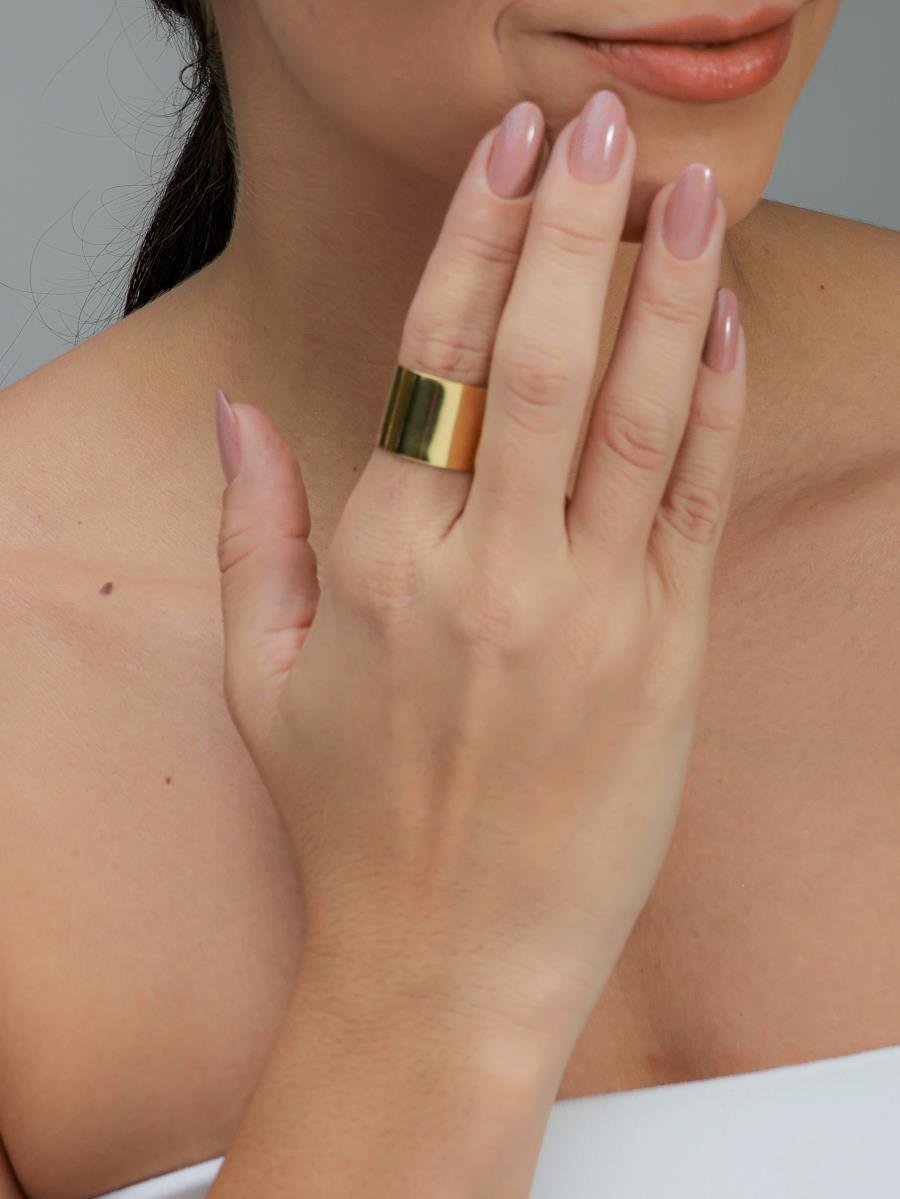 Anel Liso Maximalista | Banhado a Ouro.