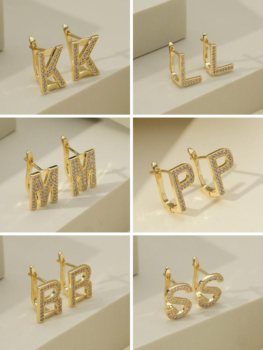 Argola de Letra Incolor