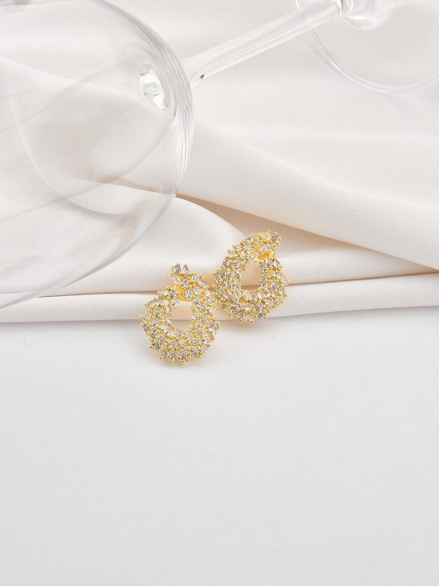 Brinco Meia Gota Zircõnias Incolores