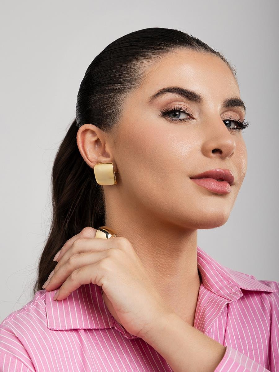 Brinco Quadrado Liso e Cravejado