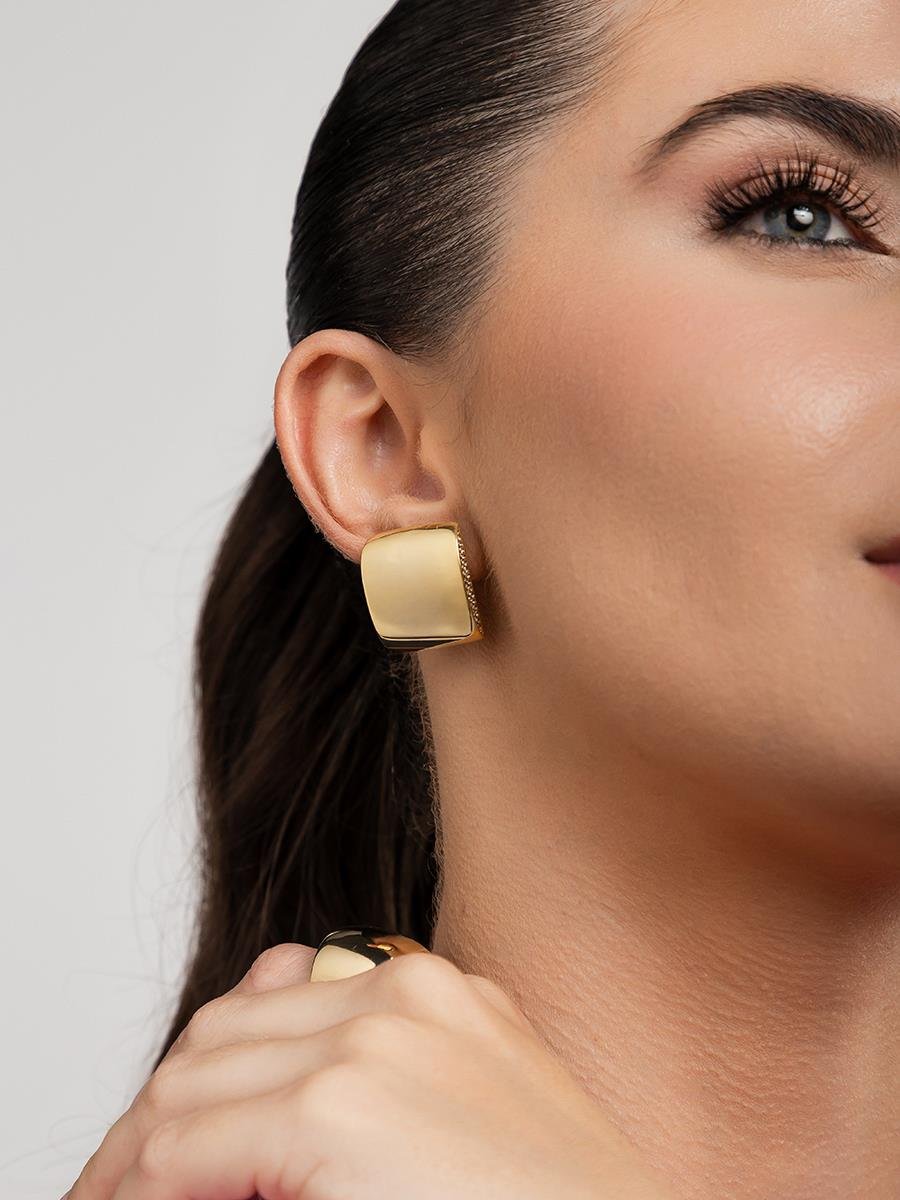 Brinco Quadrado Liso e Cravejado