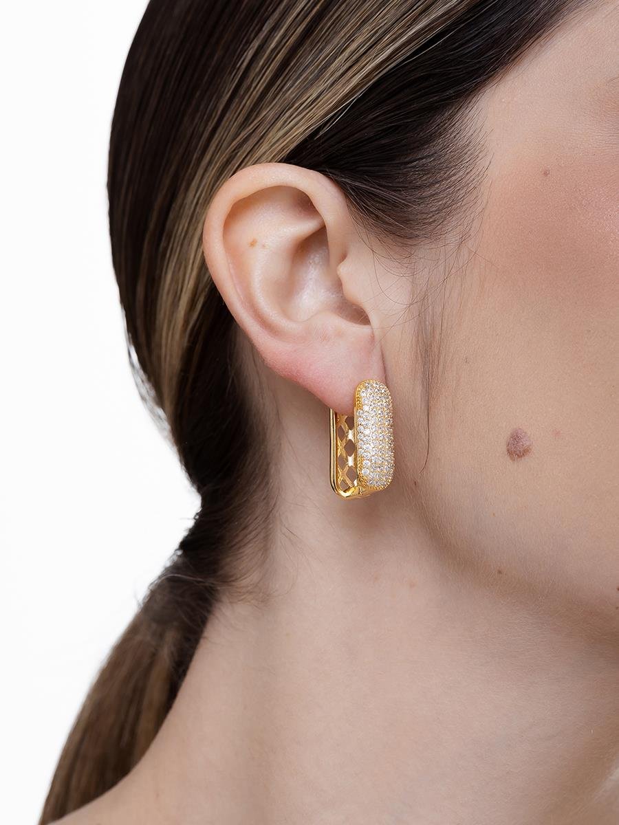 Argola Retangular Cravejada G | Banhado a Ouro