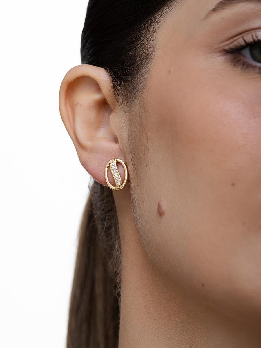 Brinco Vazado e Cravejado | Banhado a Ouro