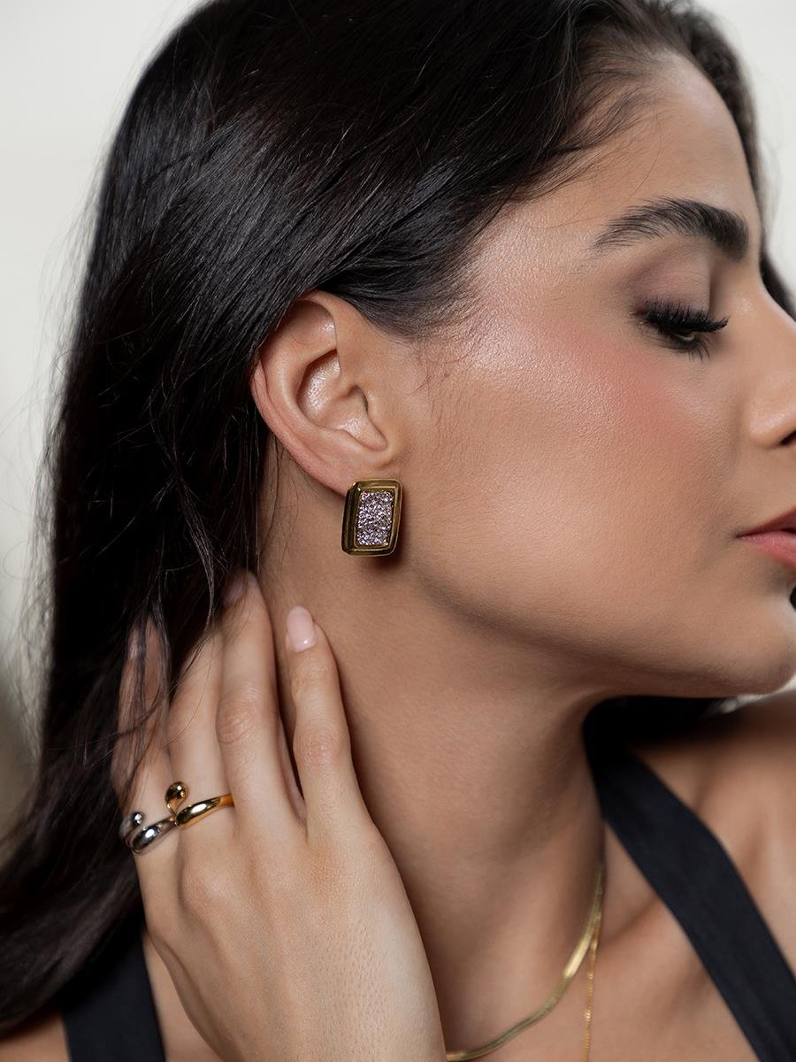 Brinco Retangular Texturizado | Banhado a Ouro e Ródio Branco