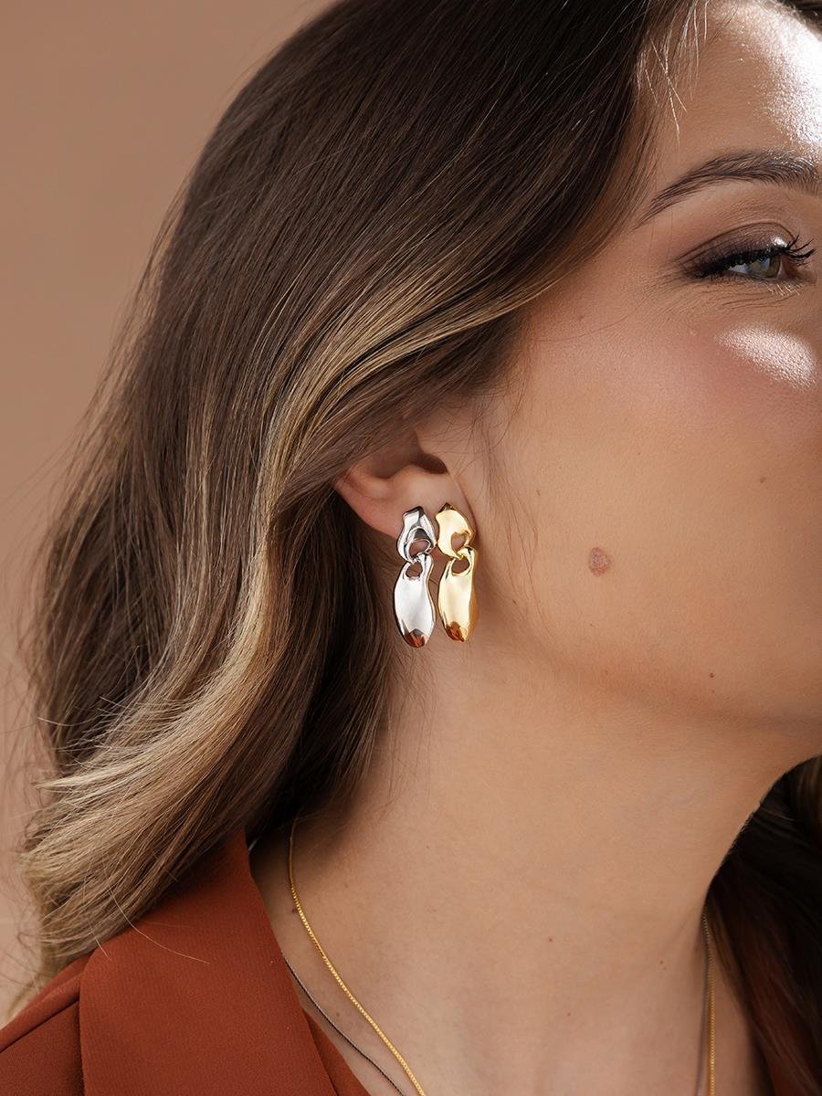 Brinco Pêndulo Orgânico | Banhado a Ouro