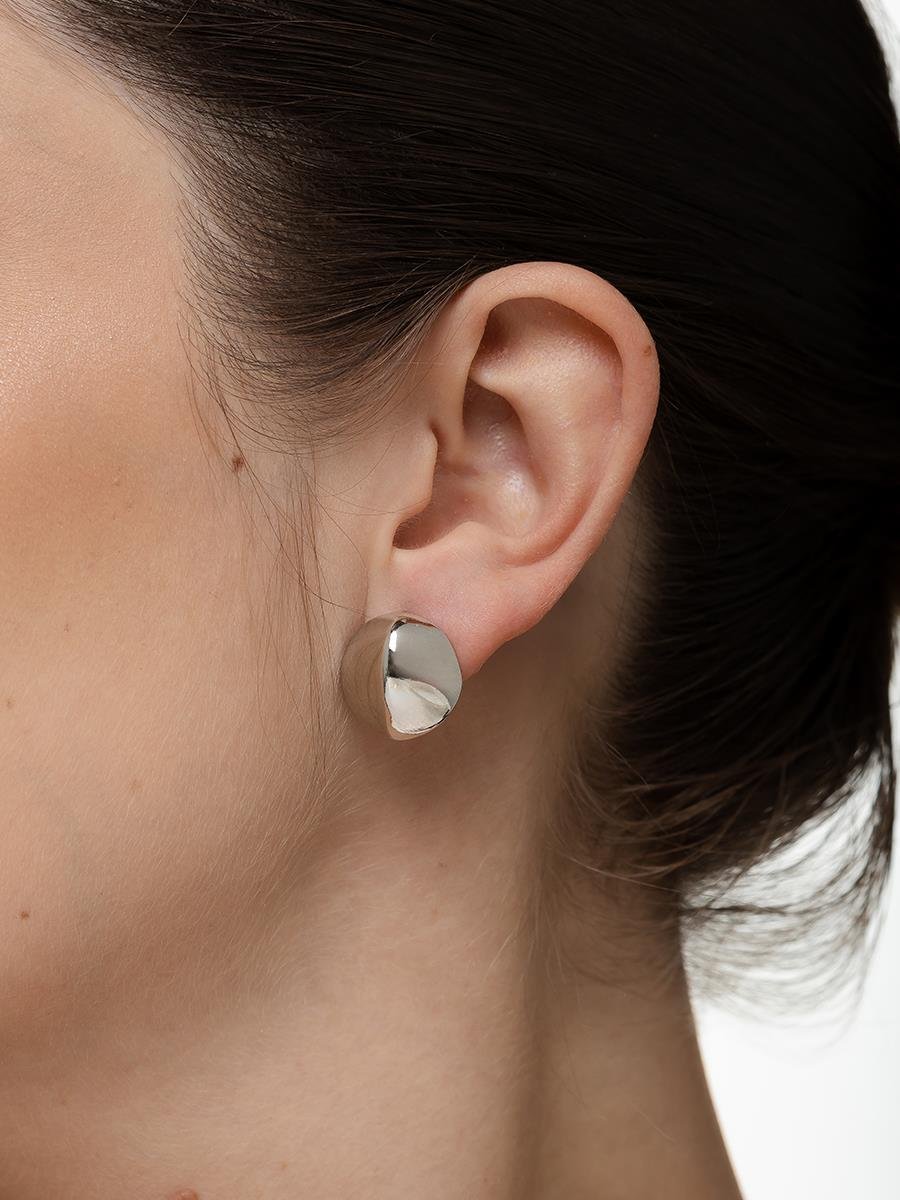 Brinco Botão | Banhado no Ródio Branco