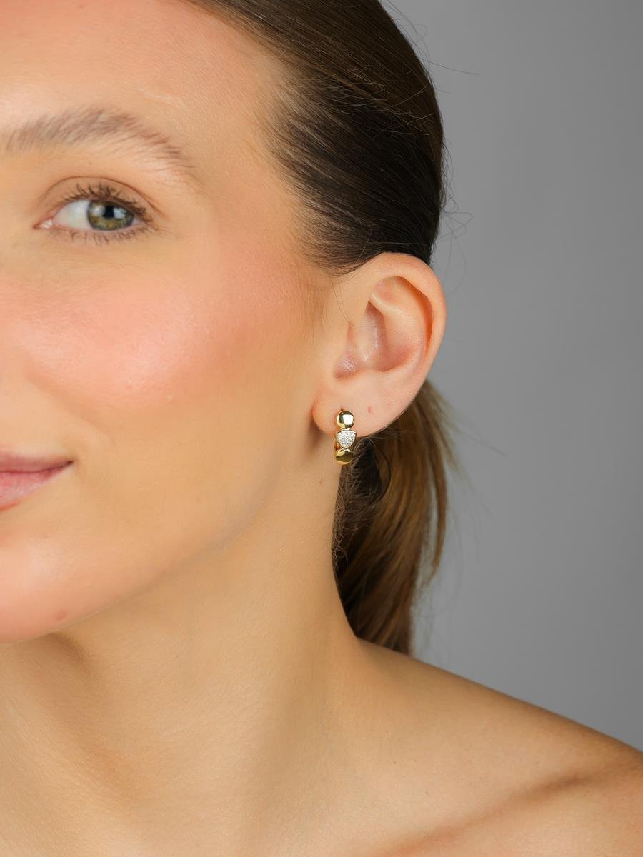 Argola Triângulo Cravejado e Bola Lisa | Banhado a Ouro.