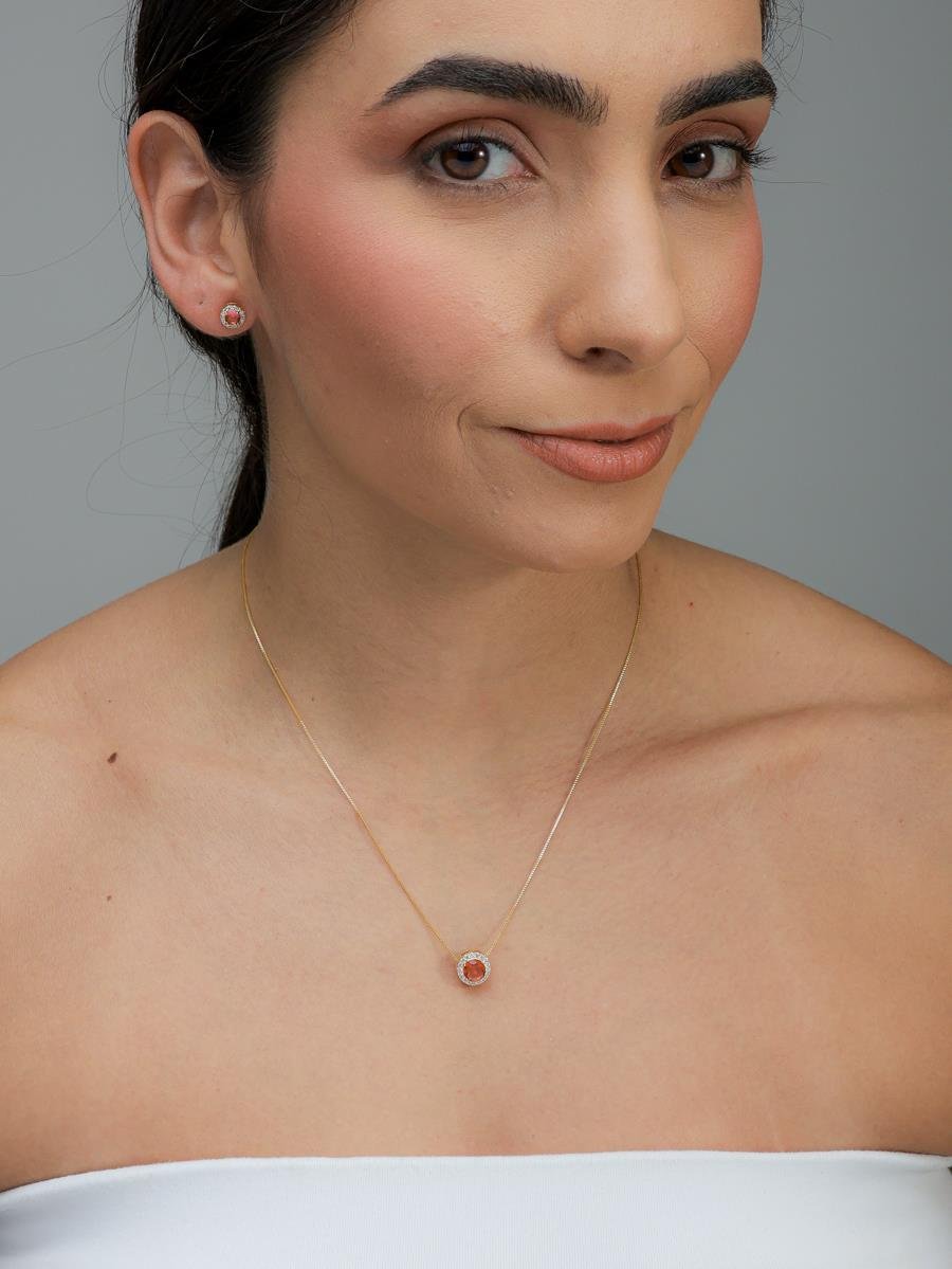Conjunto Redondo Cravejado Rubi | Banhado a Ouro.