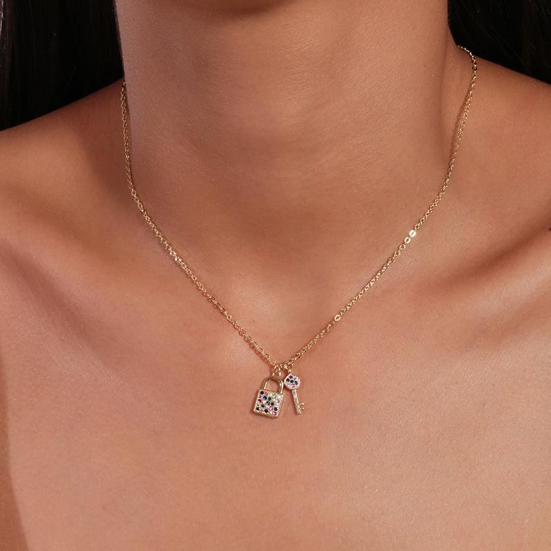 Colar Chave e Cadeado