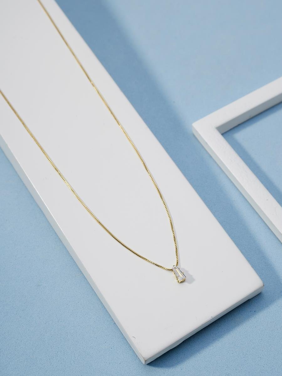 Colar com Detalhe Incolor | Banhado a Ouro