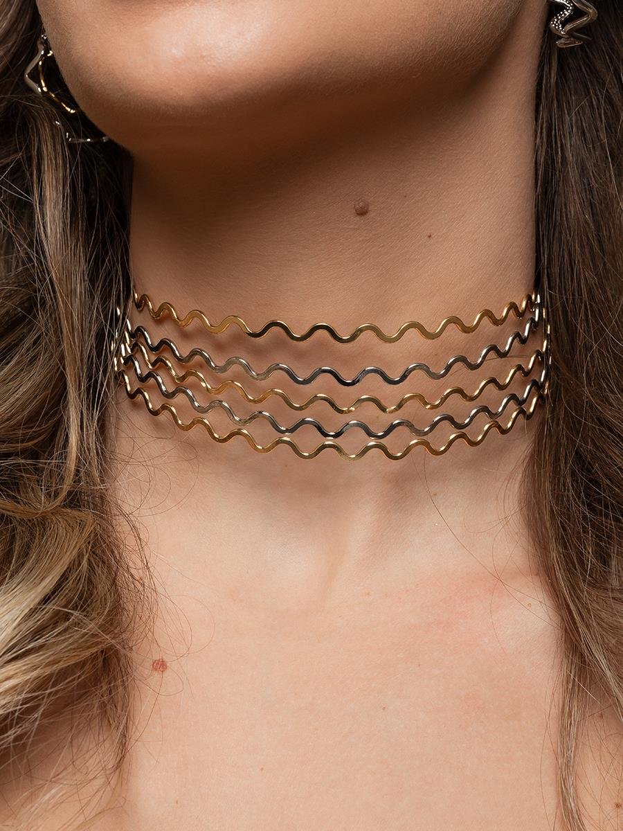 Choker Rígida Aro Ondulado l Banho de Ródio Branco