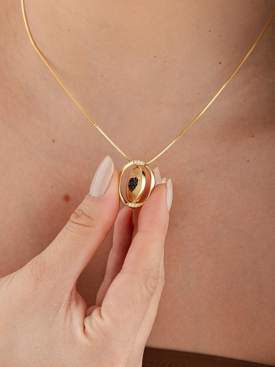 Colar Mãe de Menino Giratório com Coração | Banhado a Ouro