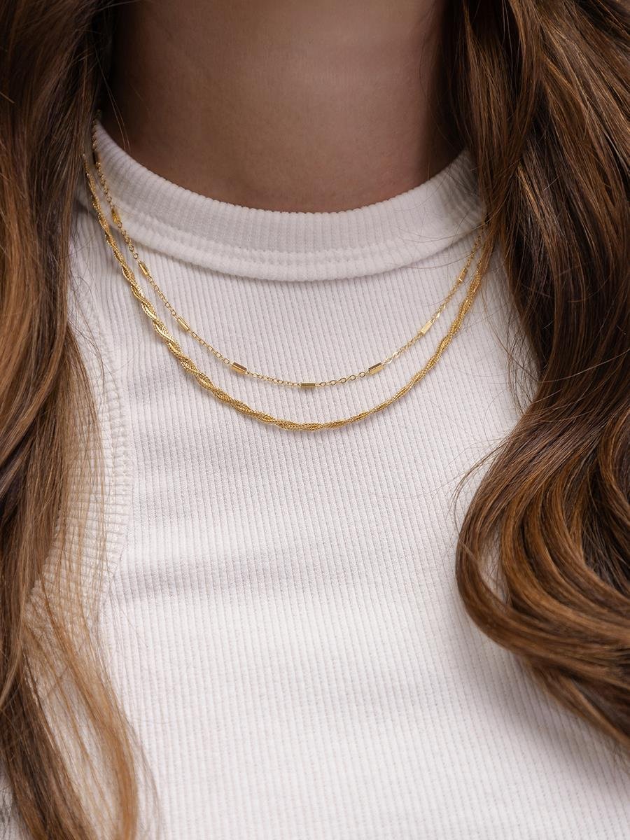 Colar Plaquinhas | Banhado A Ouro.