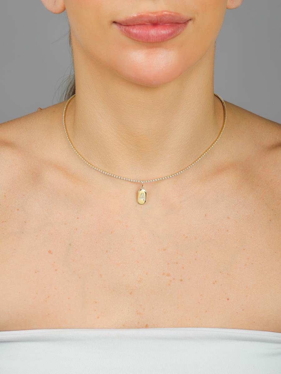 Colar Plaquinha De Letra | Banhado A Ouro.