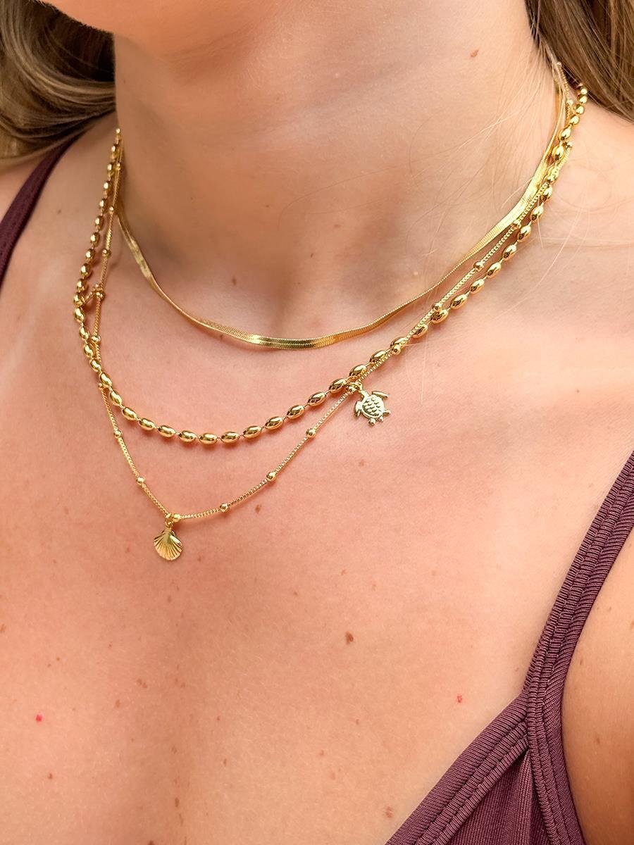 Colar Veneziana com Bolinha com Pingentes Marinhos | Banhado a Ouro.