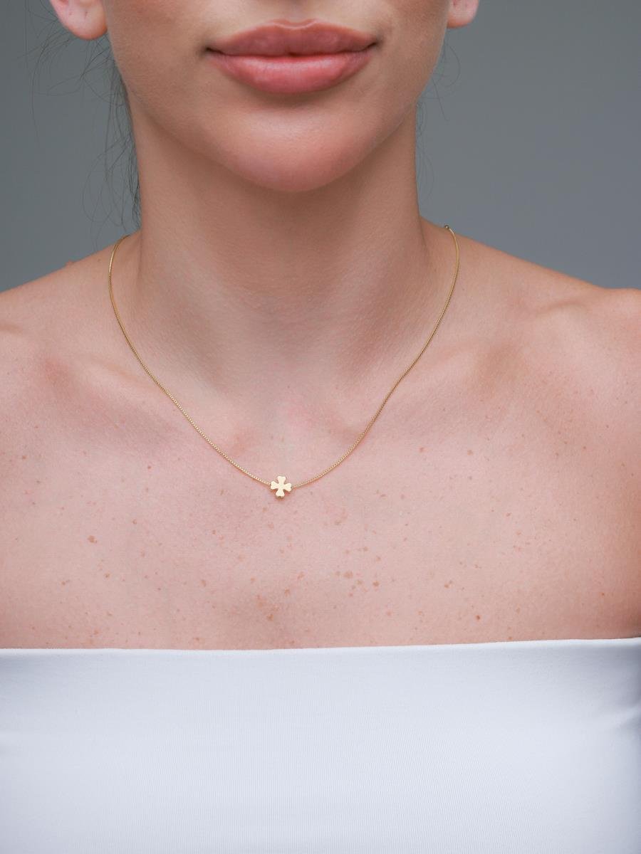 Colar Trevo Liso | Banhado a Ouro .