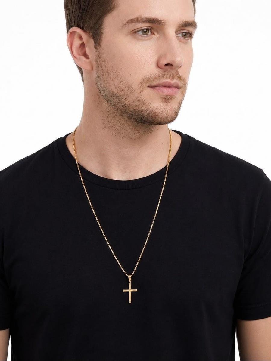 Colar Cruz Detalhada | Masculino | Banhado a Ouro.