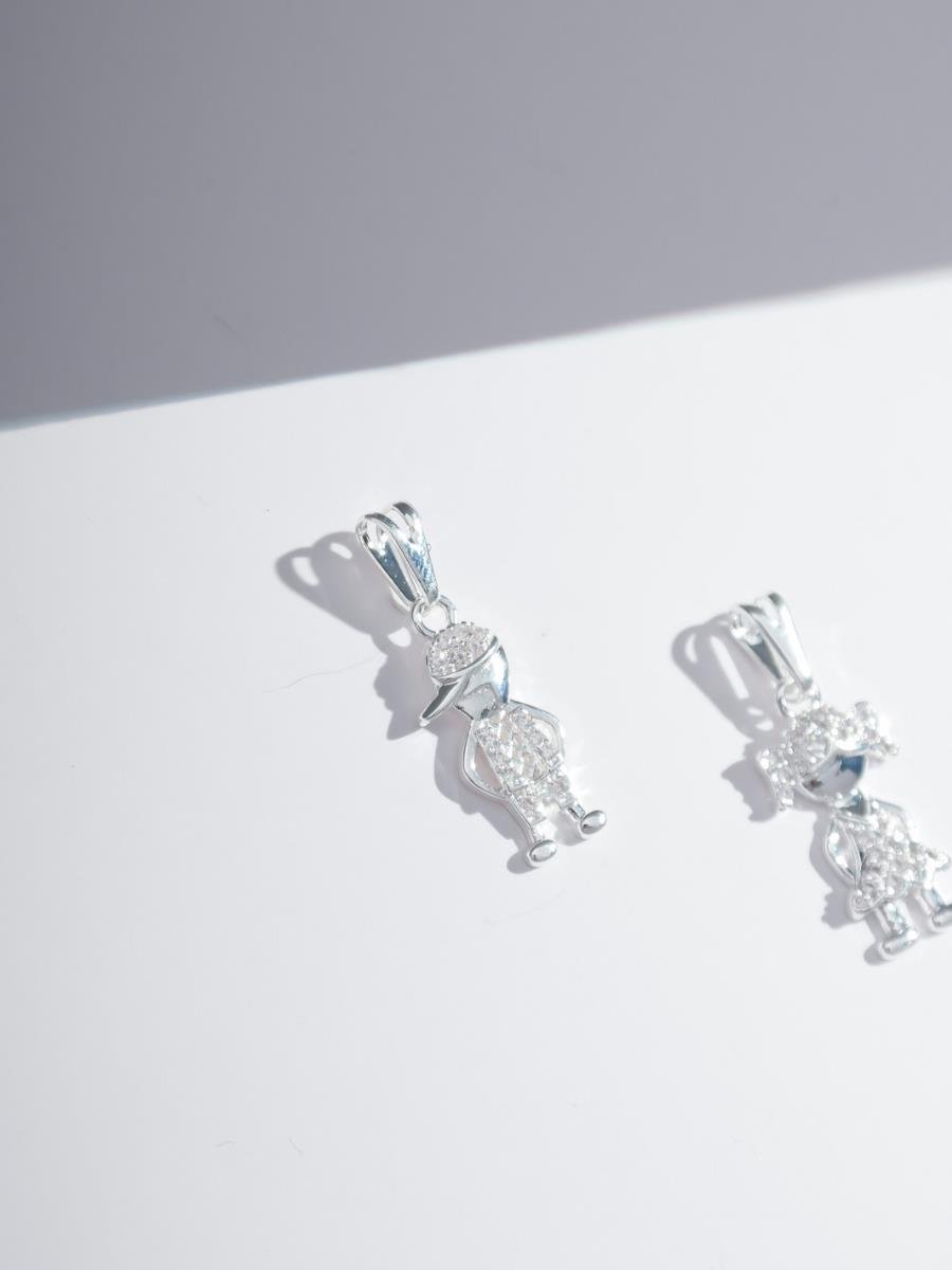 Pingente de Menino | Banho de Prata