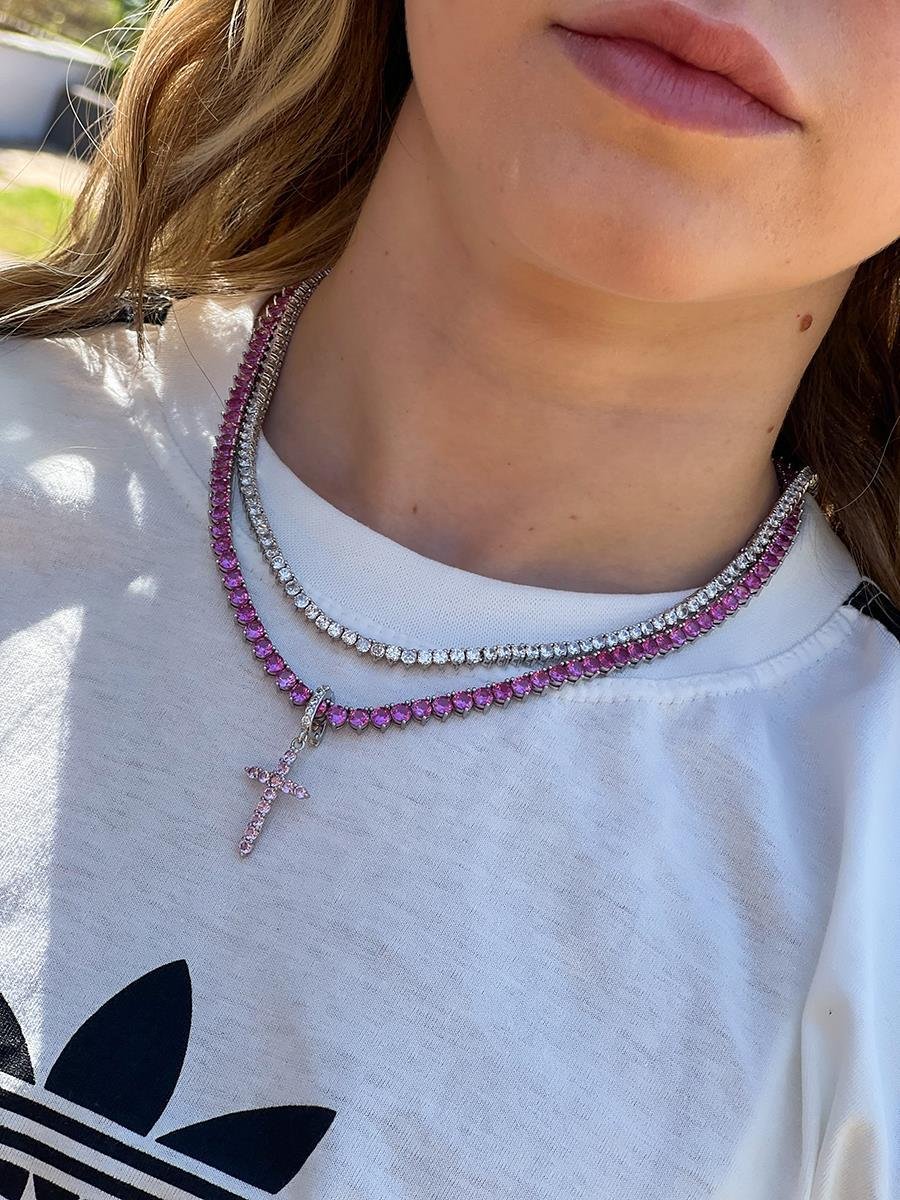Pingente Cruz Rosa | Banhado a Ródio Branco