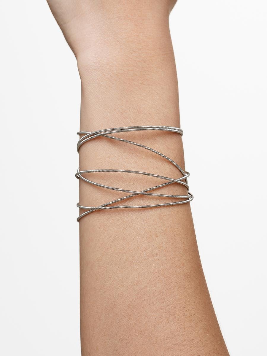 Pulseira Corda de Violão | Banhado no Ródio Branco