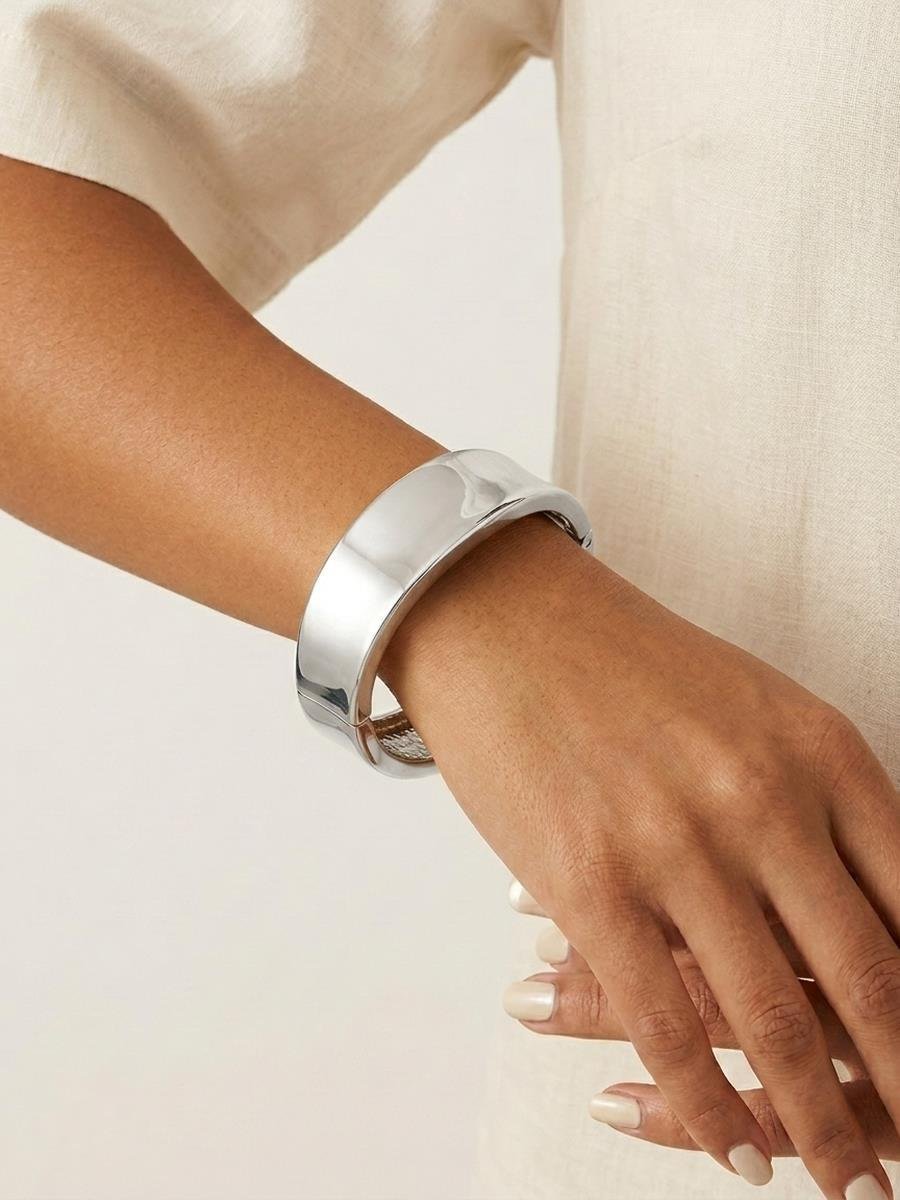 Bracelete Liso | Banhado a Ródio Branco.