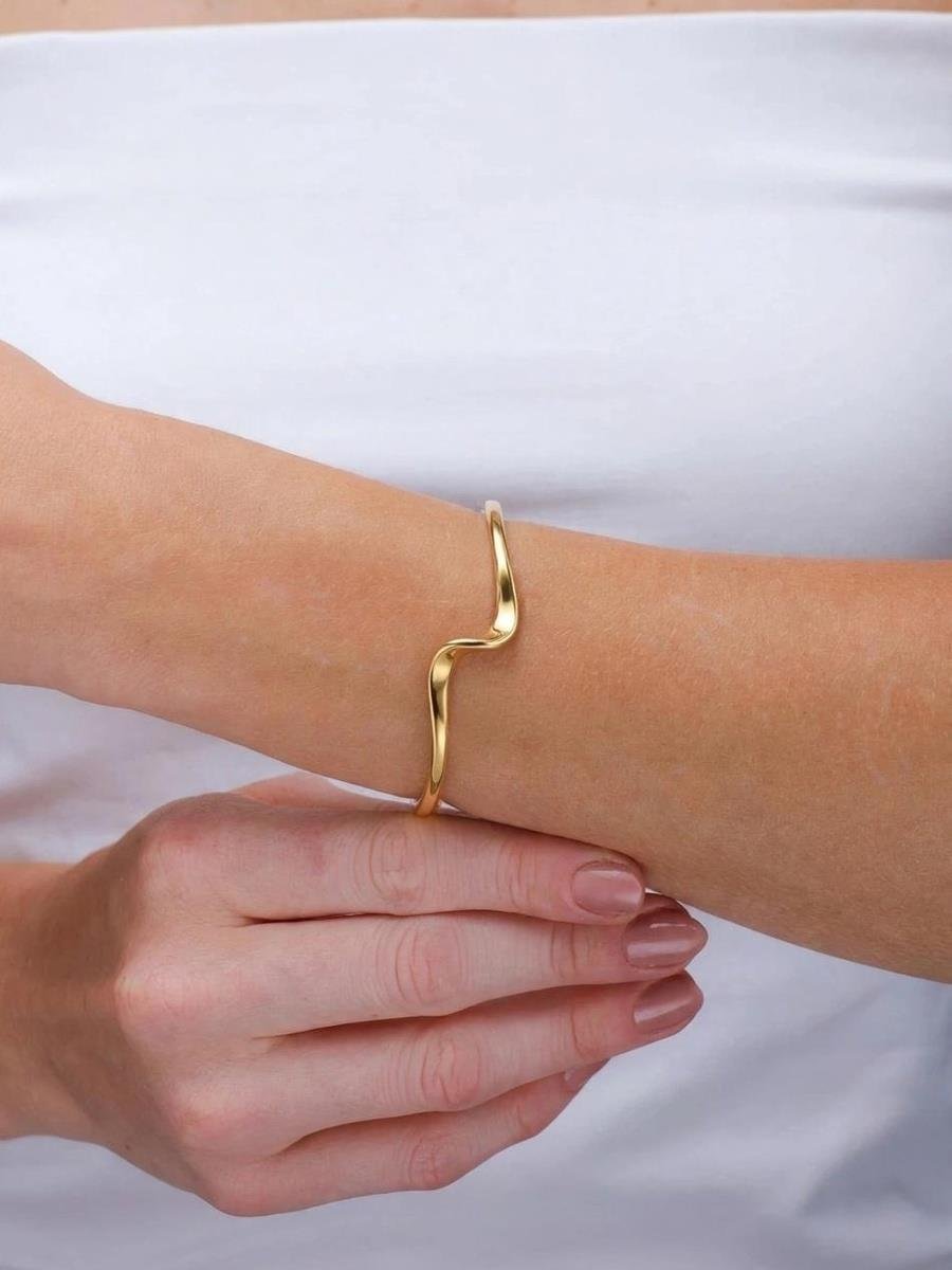 Bracelete Curvado | Banhado a Ouro.
