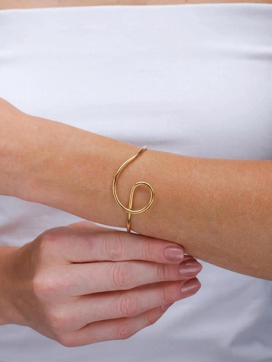 Bracelete Torcido | Banhado a Ouro.